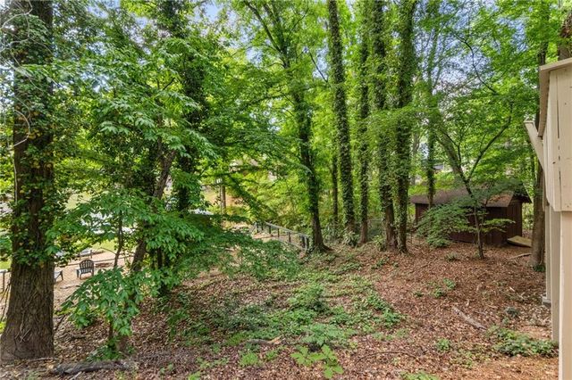 482 Willowbrook Drive SE, Smyrna, GA 30082