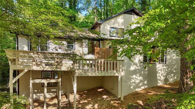 482 Willowbrook Drive SE, Smyrna, GA 30082