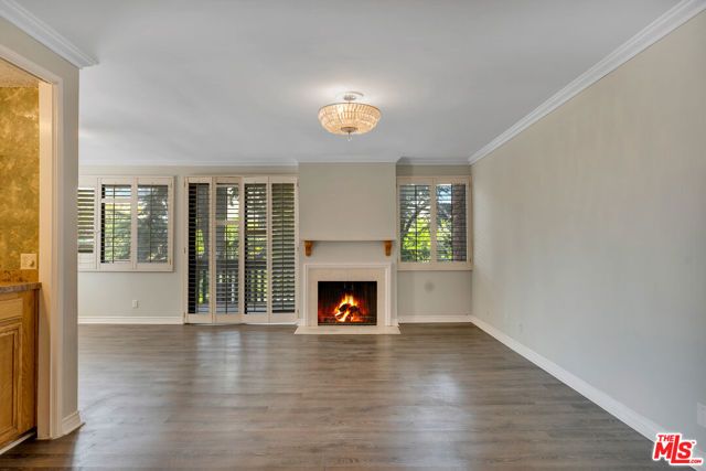 12124 Goshen Avenue 206, Los Angeles, CA 90049