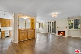 12124 Goshen Avenue 206, Los Angeles, CA 90049