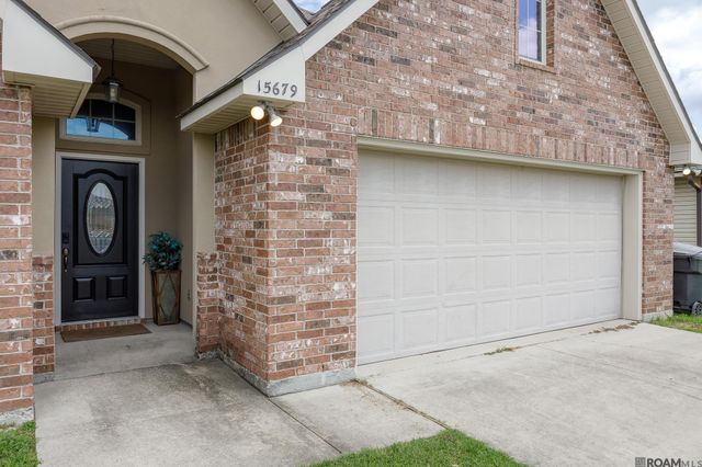 15679 Heartstone Dr, Prairieville, LA 70769