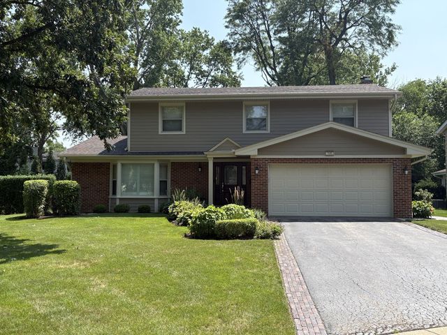 1685 Dartmouth Lane, Deerfield, IL 60015