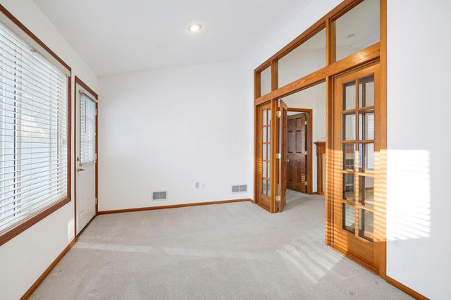 10849 Lexington Drive, Eden Prairie, MN 55344