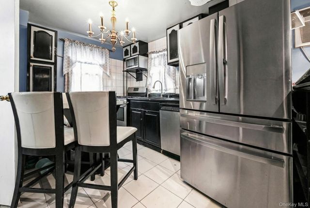 19217 Williamson Avenue, Springfield Gardens, NY 11413
