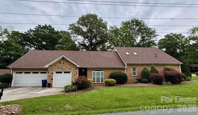 322 Patricia Avenue, Harrisburg, NC 28075