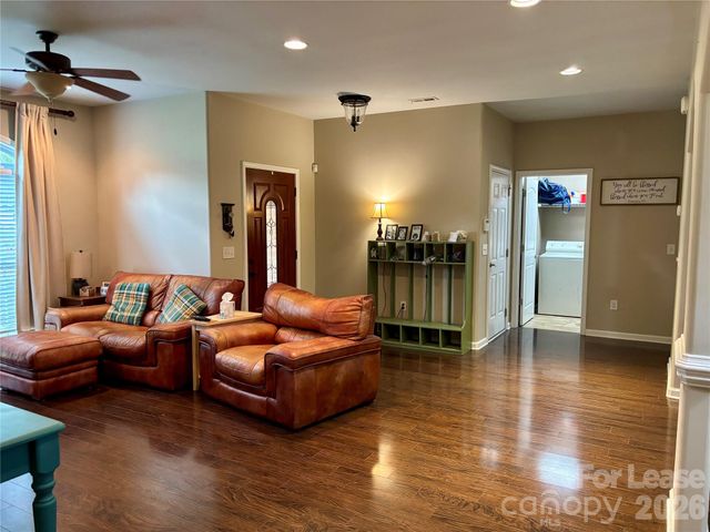 322 Patricia Avenue, Harrisburg, NC 28075