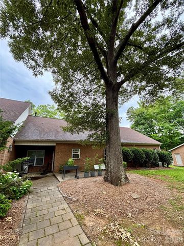 322 Patricia Avenue, Harrisburg, NC 28075