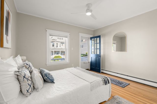 60 Guernsey St 6, Boston, MA 02131