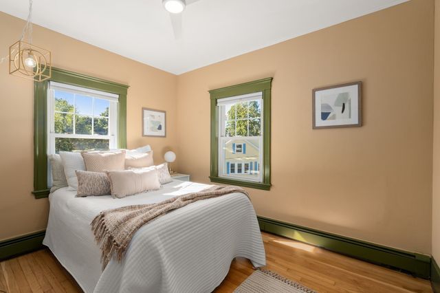 60 Guernsey St 6, Boston, MA 02131