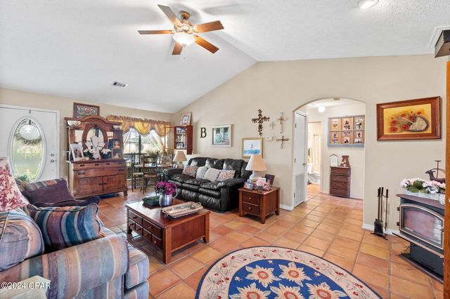 4180 Highway 273, Graceville, FL 32440