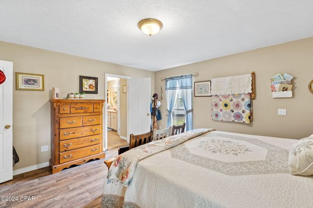 4180 Highway 273, Graceville, FL 32440