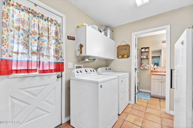 4180 Highway 273, Graceville, FL 32440