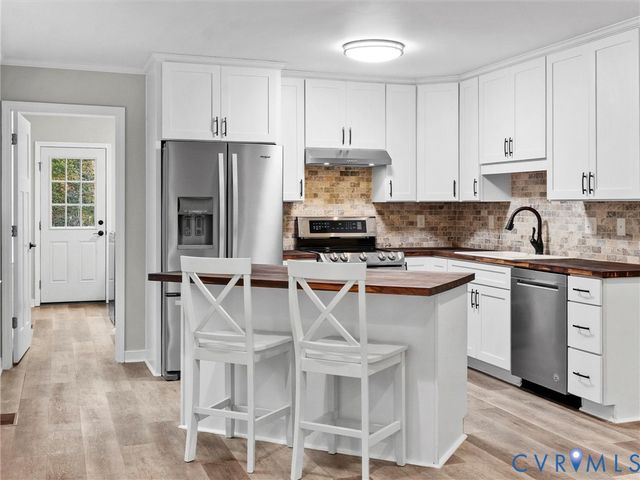 1475 Huguenot Trl, Powhatan, VA 23139