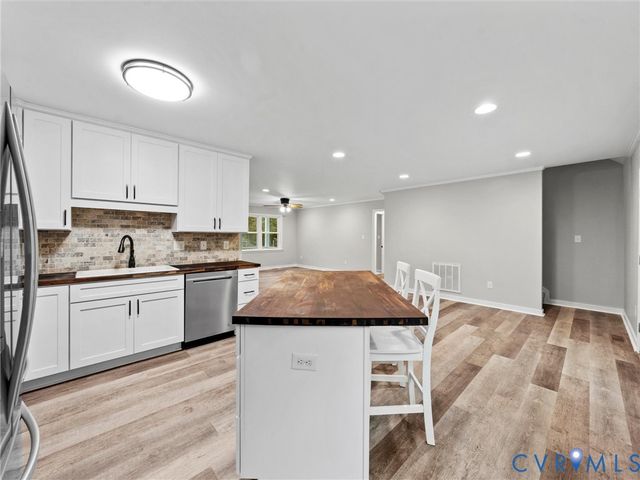 1475 Huguenot Trl, Powhatan, VA 23139