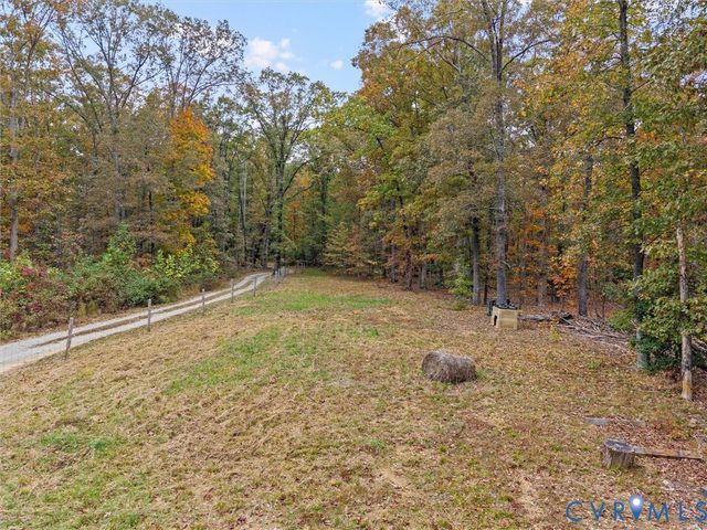 1475 Huguenot Trl, Powhatan, VA 23139