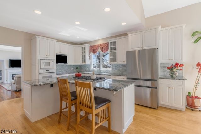 47 Scheurman Terrace, Green Brook Twp., NJ 08812