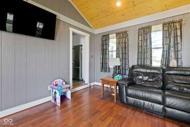 8440 E 216th Street, Cicero, IN 46034