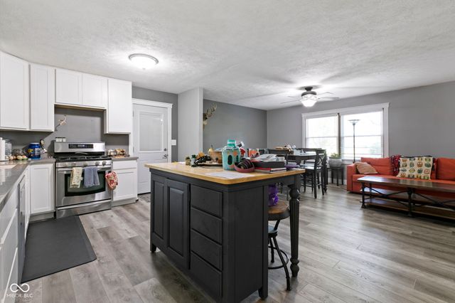 8440 E 216th Street, Cicero, IN 46034