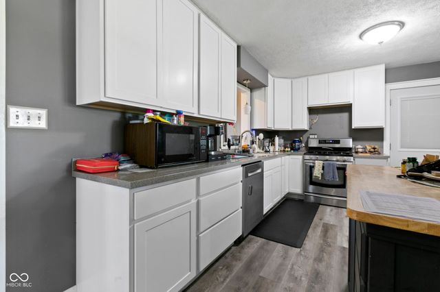 8440 E 216th Street, Cicero, IN 46034