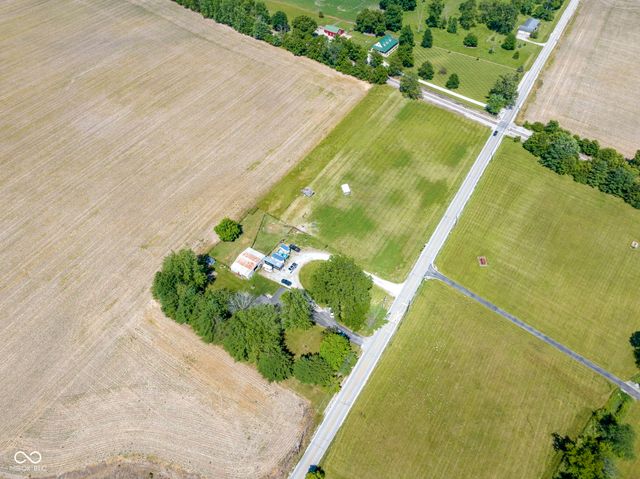 8440 E 216th Street, Cicero, IN 46034