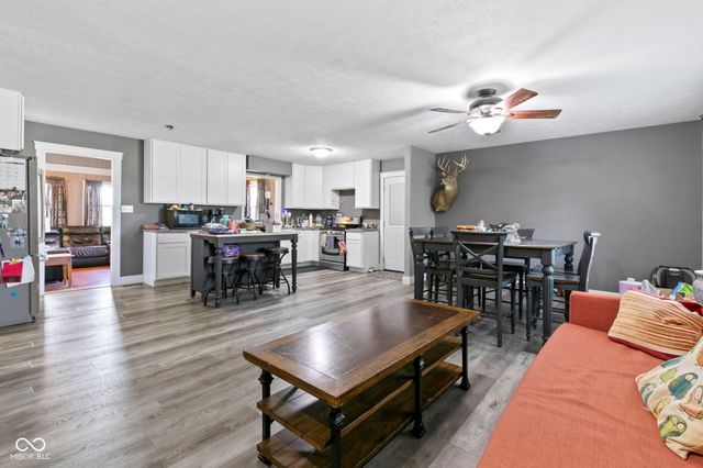 8440 E 216th Street, Cicero, IN 46034