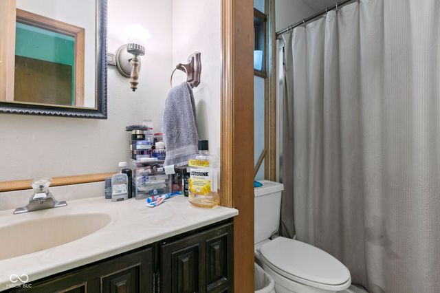 8440 E 216th Street, Cicero, IN 46034