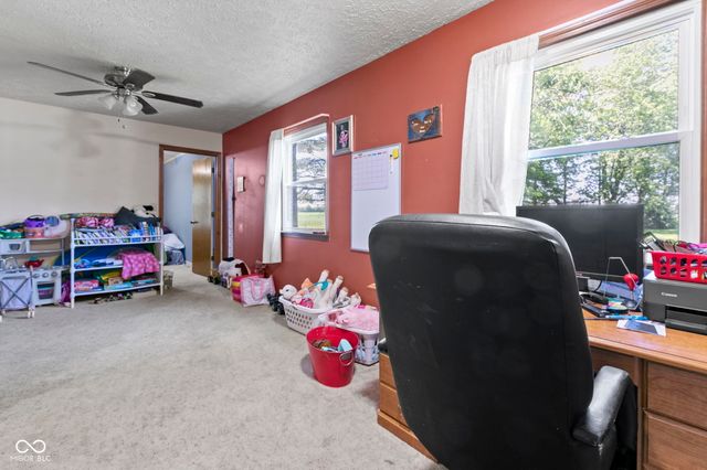 8440 E 216th Street, Cicero, IN 46034