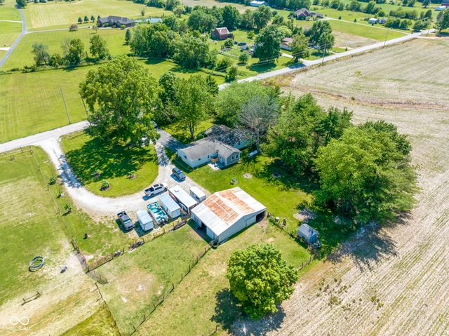 8440 E 216th Street, Cicero, IN 46034