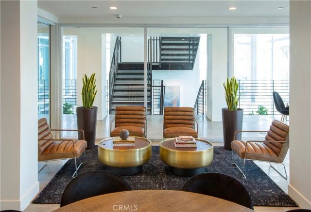 6263 Topanga Canyon Boulevard 309, Woodland Hills, CA 91367