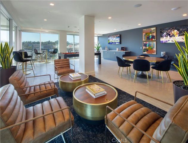 6263 Topanga Canyon Boulevard 309, Woodland Hills, CA 91367
