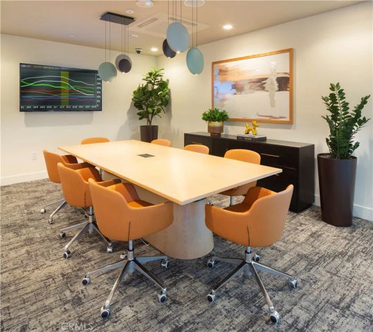 6263 Topanga Canyon Boulevard 309, Woodland Hills, CA 91367