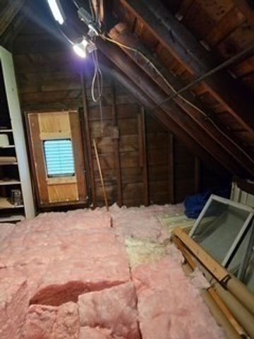 17 Spencer St, Springfield, MA 01118