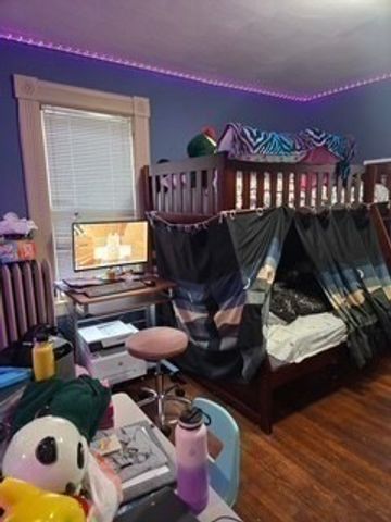 17 Spencer St, Springfield, MA 01118