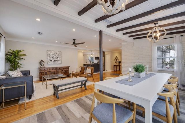 347 LING A MOR TERRACE S, St Petersburg, FL 33705