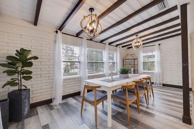 347 LING A MOR TERRACE S, St Petersburg, FL 33705