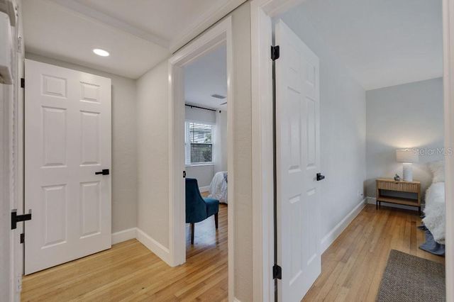 347 LING A MOR TERRACE S, St Petersburg, FL 33705