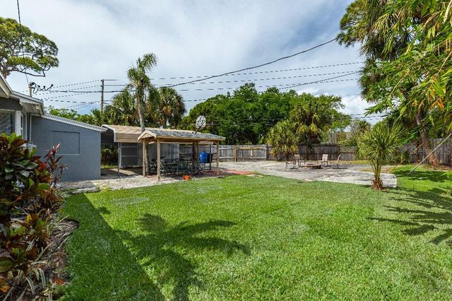347 LING A MOR TERRACE S, St Petersburg, FL 33705