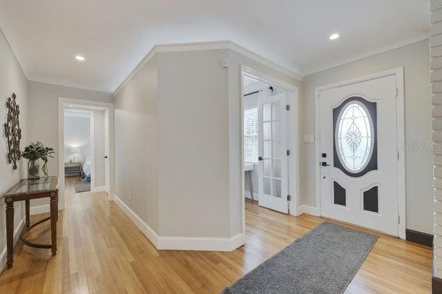 347 LING A MOR TERRACE S, St Petersburg, FL 33705