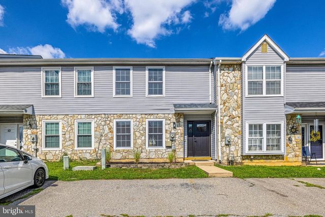 8 REVERE PL, Newark, DE 19702