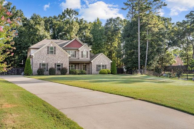129 Coldwater Creek Drive, Mcdonough, GA 30252