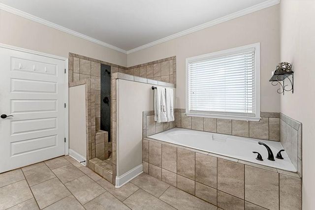 129 Coldwater Creek Drive, Mcdonough, GA 30252