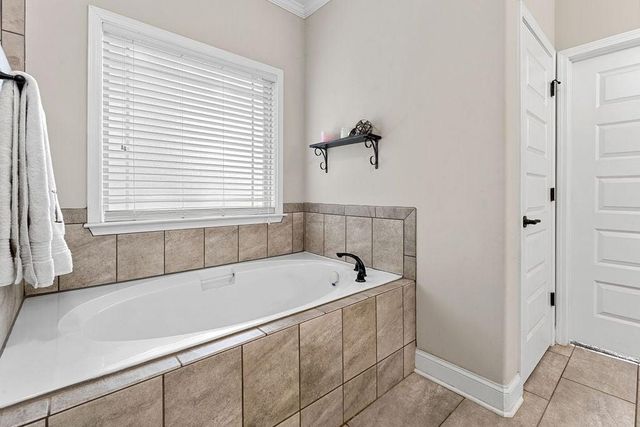 129 Coldwater Creek Drive, Mcdonough, GA 30252