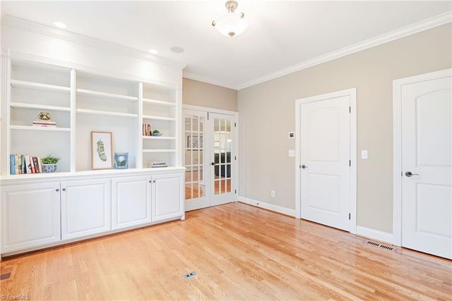 169 King Arthur Lane, Advance, NC 27006