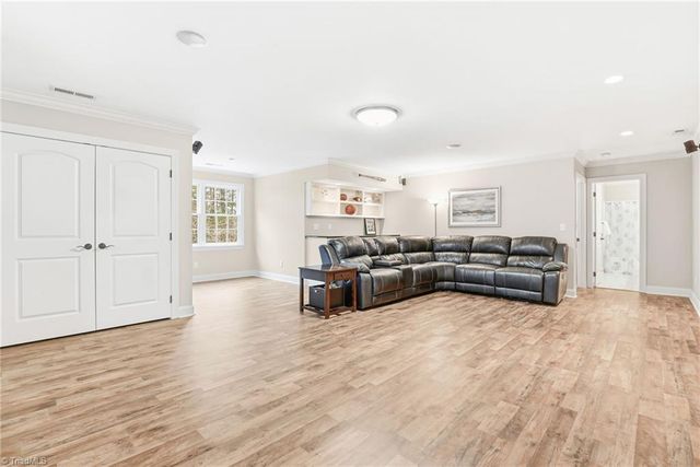 169 King Arthur Lane, Advance, NC 27006