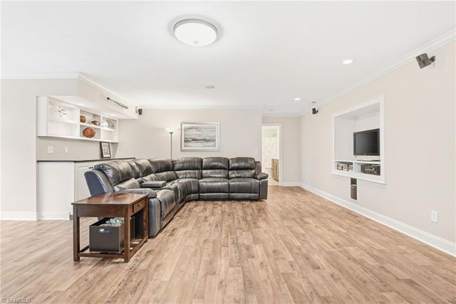 169 King Arthur Lane, Advance, NC 27006