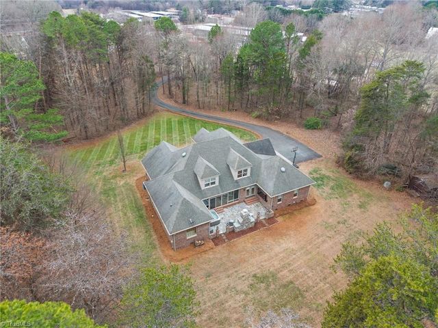 169 King Arthur Lane, Advance, NC 27006