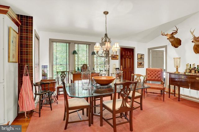 1575 PINE GROVE RD, Bethel, PA 19507