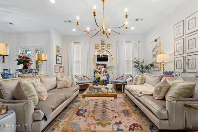 441 Bills Avenue, Ocean Springs, MS 39564