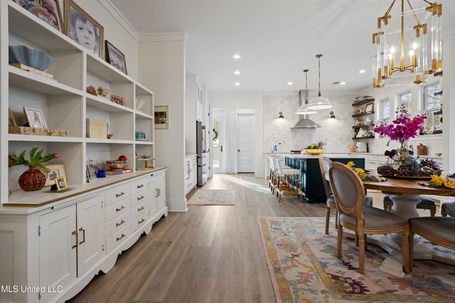 441 Bills Avenue, Ocean Springs, MS 39564