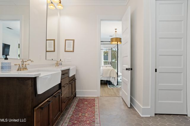 441 Bills Avenue, Ocean Springs, MS 39564